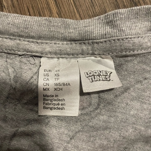 Looney Tunes Bugs Bunny Tee, Men’s XS - Picture 2 of 4